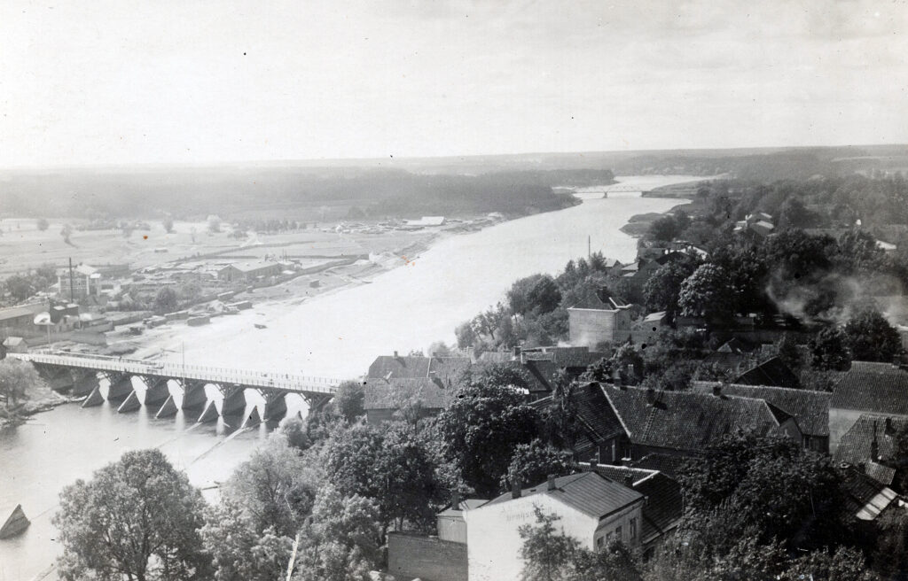 Valmiera un tās apriņķis gadsimtos