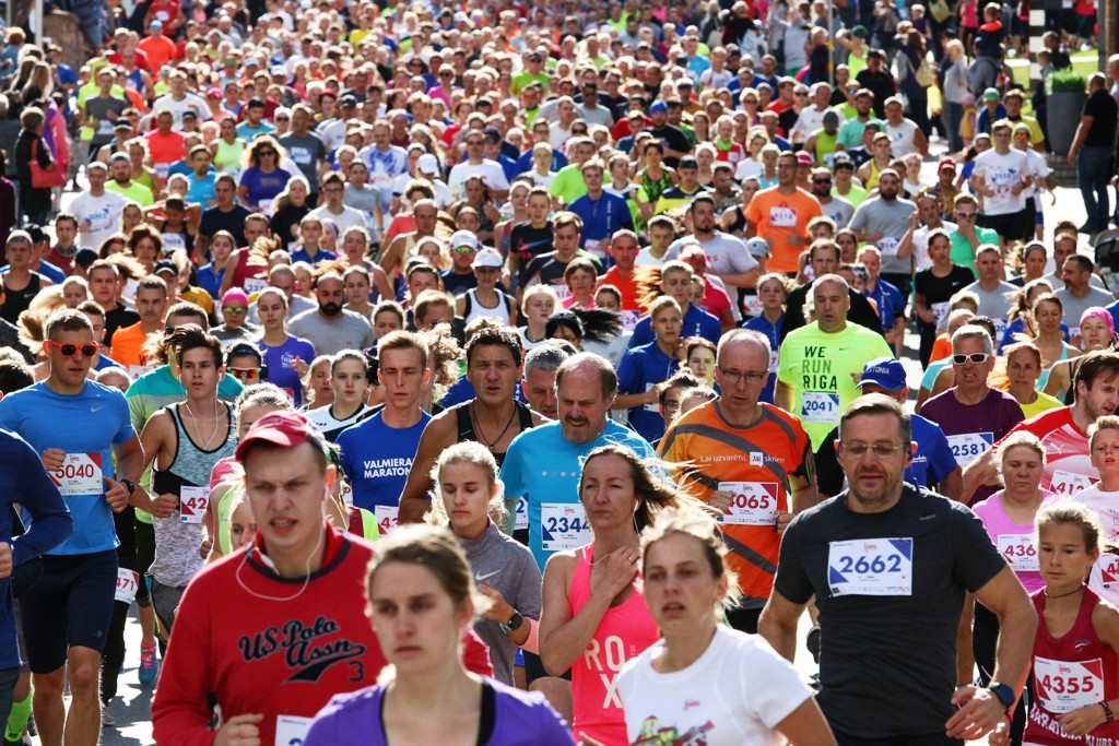 Valmieras Maratonā uzvar Serjogins un Sokunova