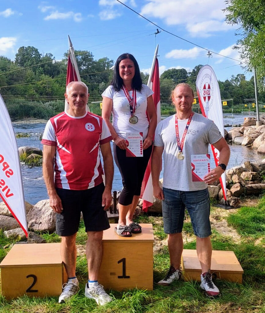 Valmieras novada airēšanas slalomistiem zelts Latvijas pašvaldību sporta spēlēs