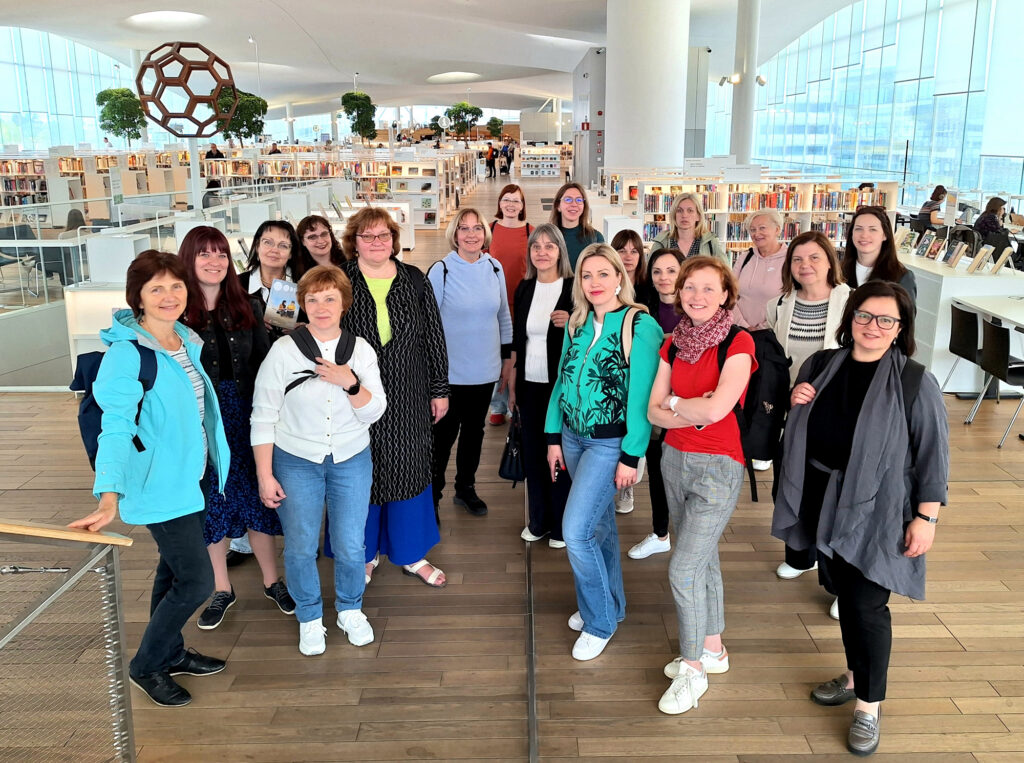 Valmieras novada bibliotekāres apmeklē Igaunijas un Somijas modernākās bibliotēkas