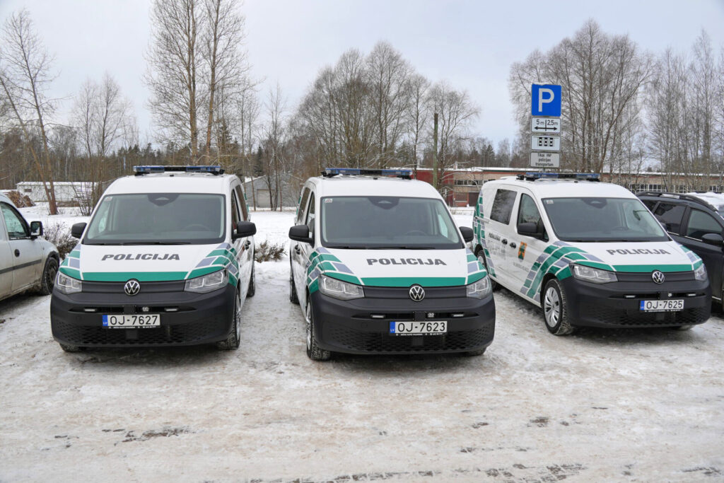 Valmieras novada pašvaldības policijas autoparks papildināts ar jauniem operatīvajiem transportlīdzekļiem