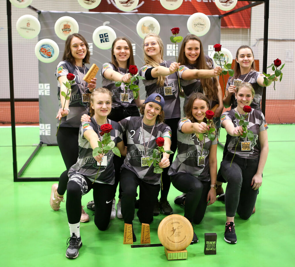 Valmieras sieviešu frisbija komanda iegūst Latvijas čempionu titulu, vīriešu komandām – 4. un 9. vieta