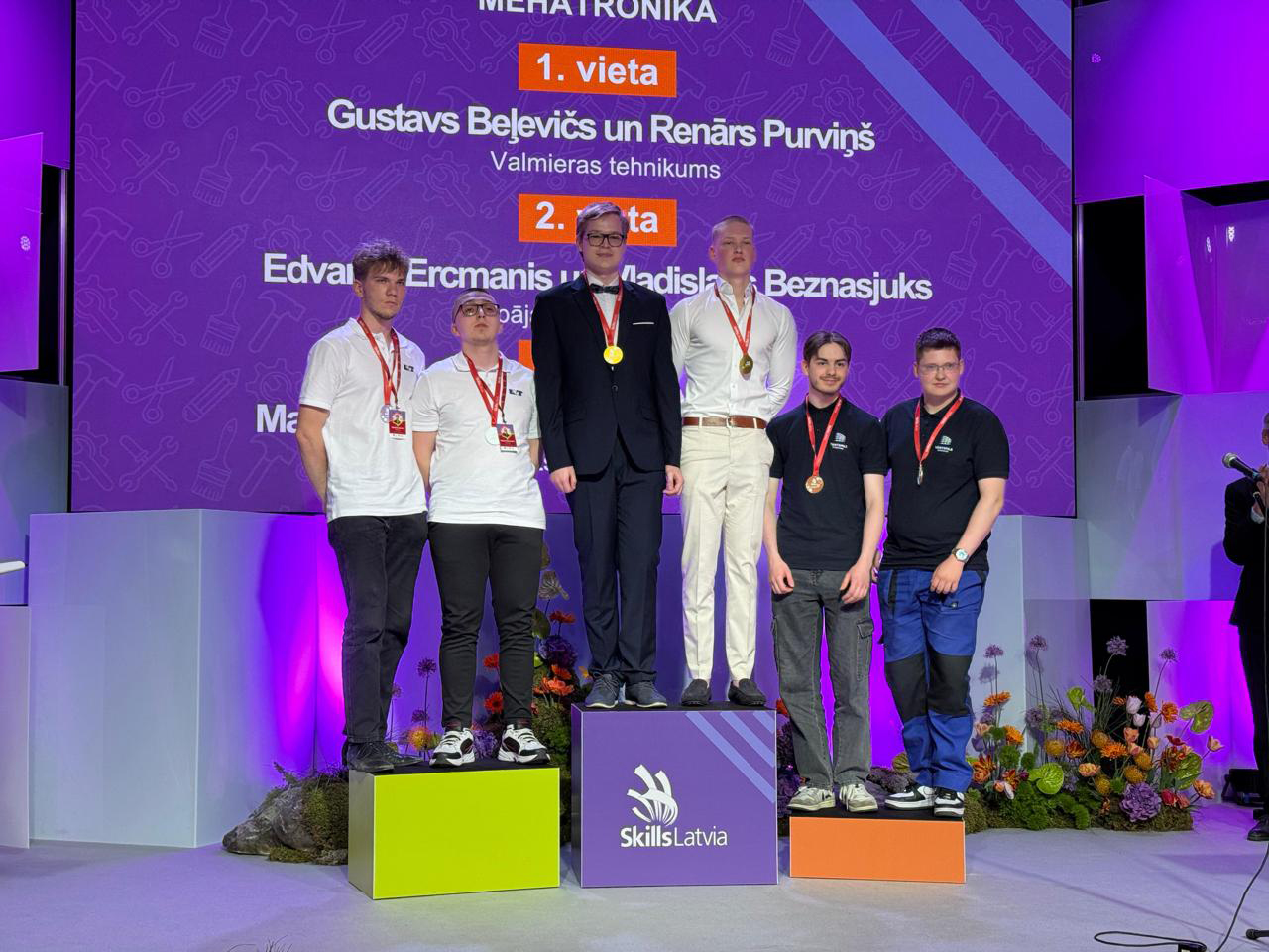 Valmieras tehnikuma audzēkņi izcīna zelta un sudraba medaļas nacionālā līmeņa profesionālās meistarības konkursā SkillsLatvia 2025