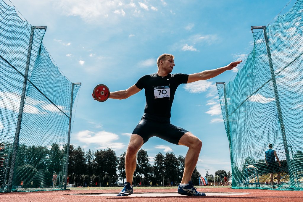 Valmieras vieglatlēti — Latvijas čempioni