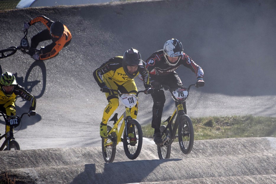 Valmierietis Helvijs Babris sāk nacionālo BMX sezonu ar uzvaru elitē