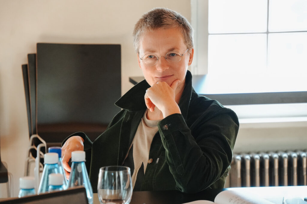 Valmieru darba vizītē apmeklē Latvijas vēstniece Igaunijā Kristīne Našeniece