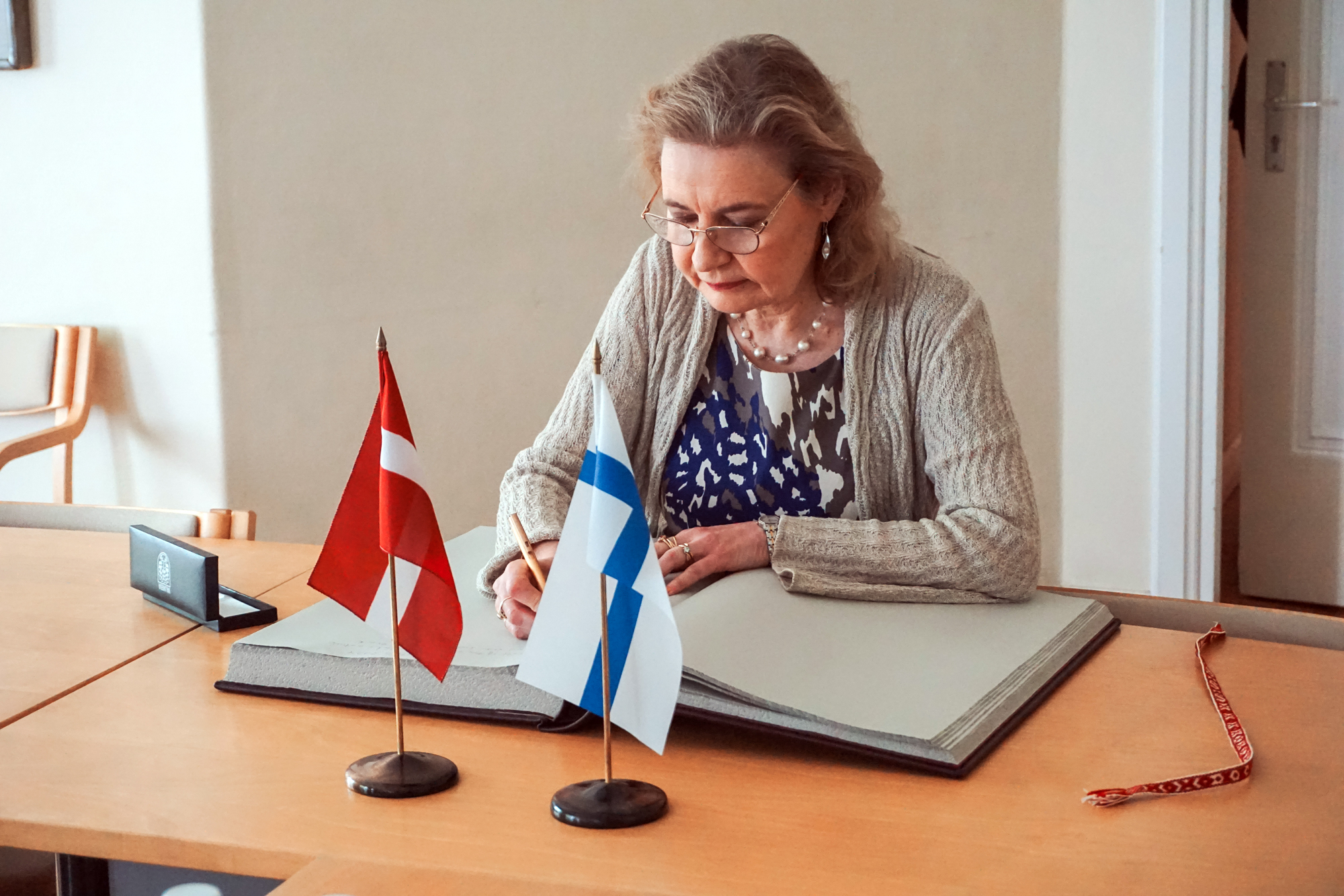 Valmieru reģionālajā vizītē apmeklē V. E. Anne Saloranta, Somijas vēstniece Latvijā