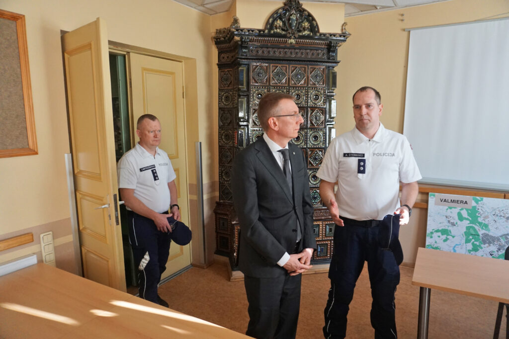 Valsts prezidents apmeklē Valmieru
