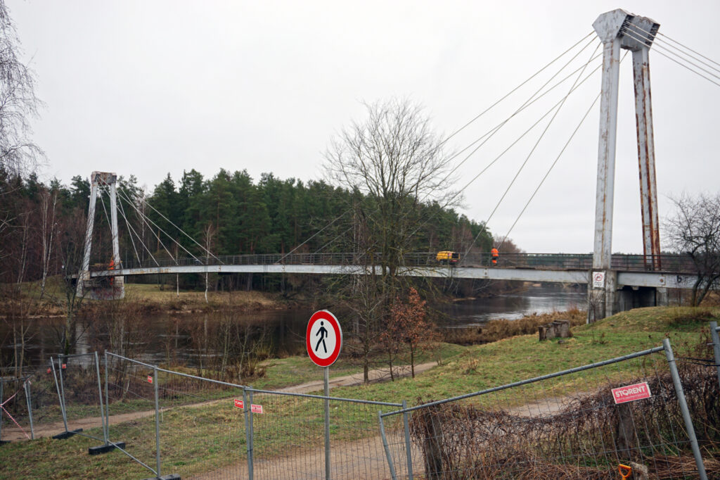 Vanšu tiltam sācies remonts