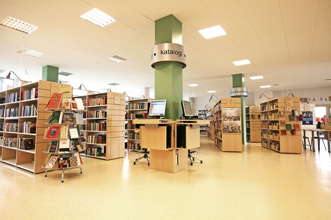 Vasara bibliotēkā