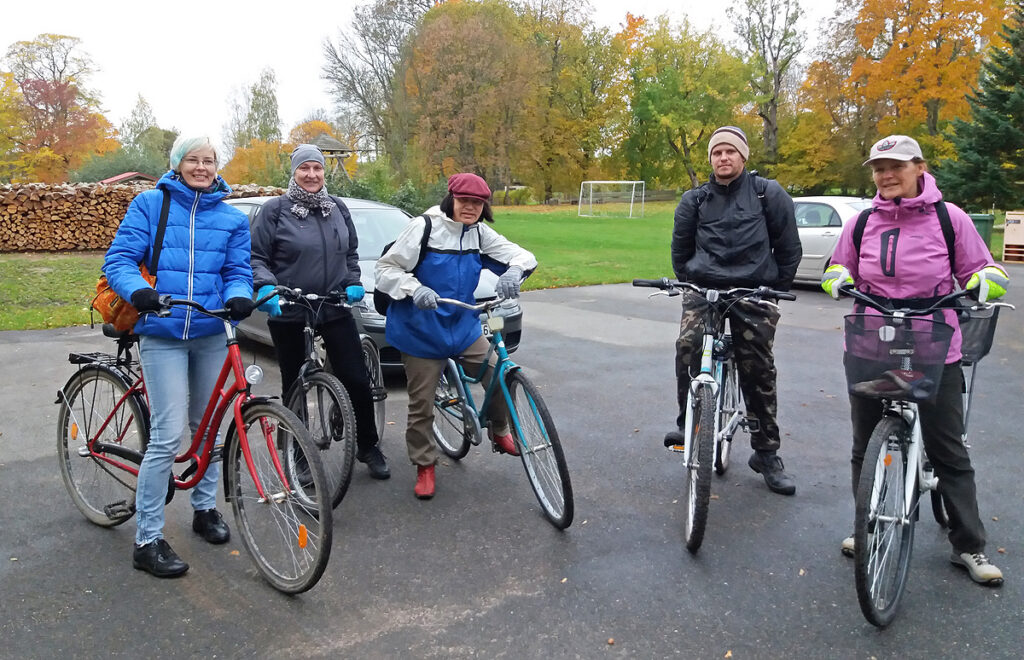 Velobrauciens «Pretī zelta rudenim»