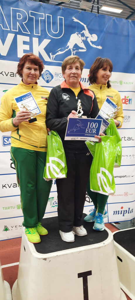 Veterānu starti  sniegotajā Tartu