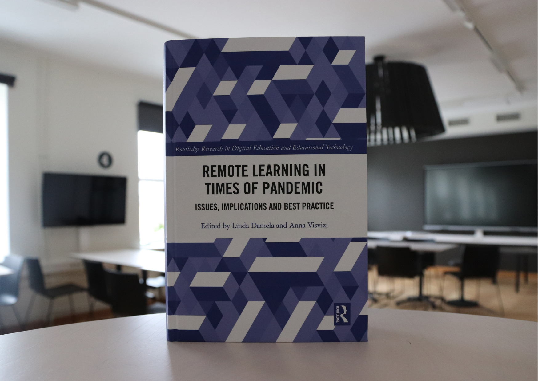 ViA docētāji piedalījušies izdevniecības «Routledge» grāmatas sagatavošanā