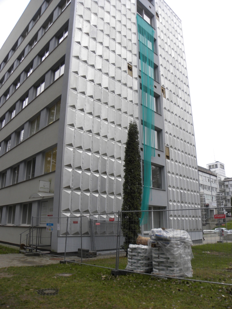 Vidzemes slimnīca: viens projekts pēc otra