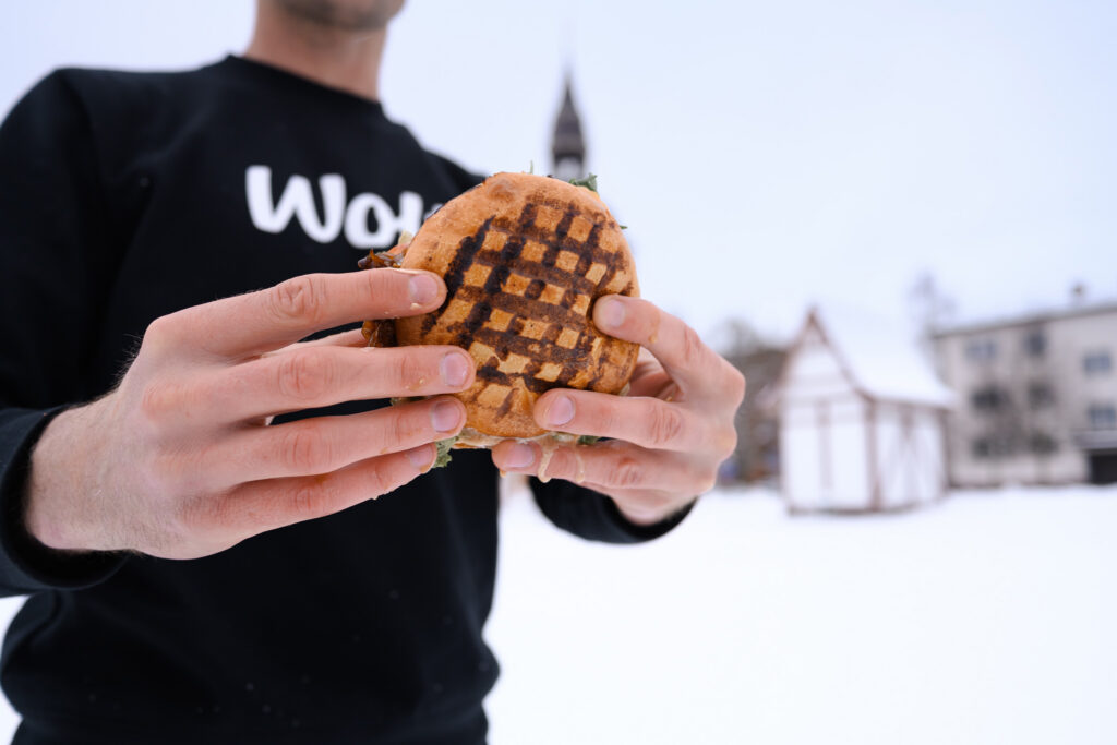 «Wolt» uzsāk darbību lielākajā Vidzemes pilsētā – Valmierā