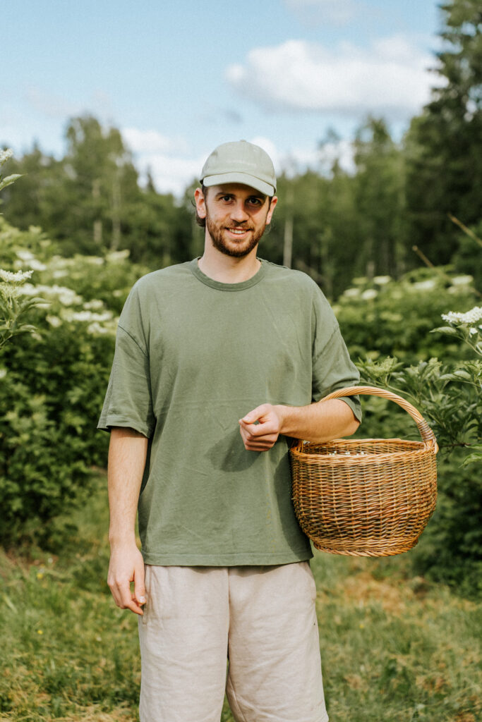 Zelta medaļas vērtā savvaļas ziedu limonāde